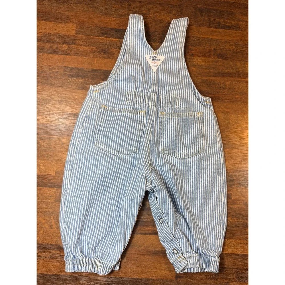 Vintage Osh Kosh B'gosh striped bubble overalls.  Size 3/6 months.  Vestbak